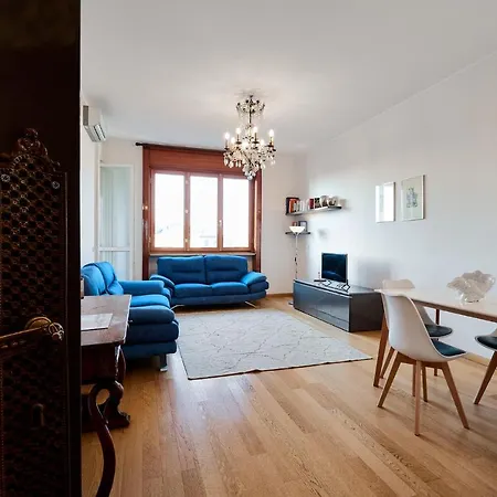 Apartment Casa Piccinni Milan