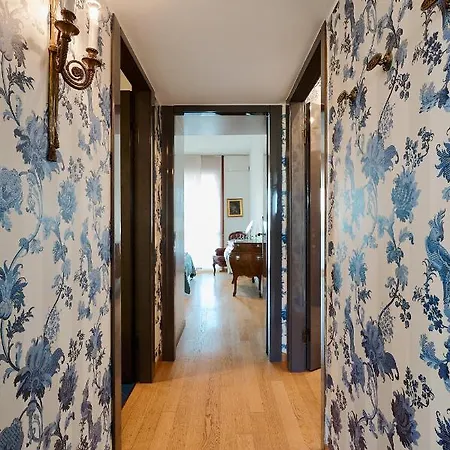 Casa Piccinni * Milan